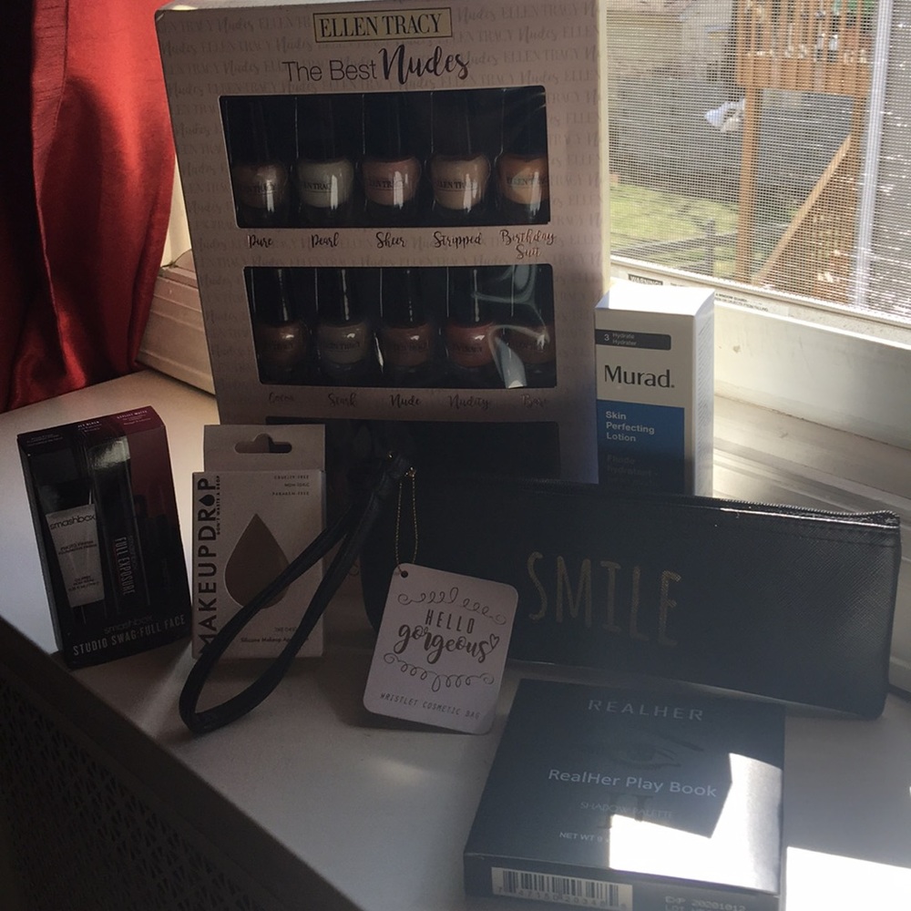 Brand New Lot of 6 Makeup/skincare